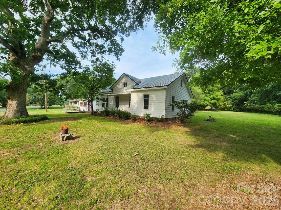6400 Market St., Charlotte, NC 28215