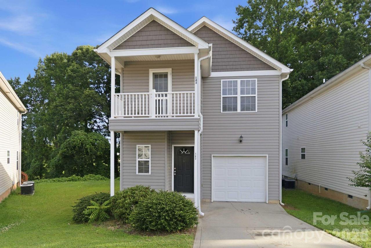 143 High Bluff Cir., Mooresville, NC 28115