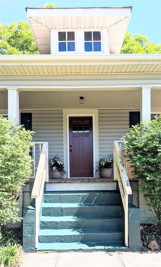 110 N Chestnut St., Morganton, NC 28655