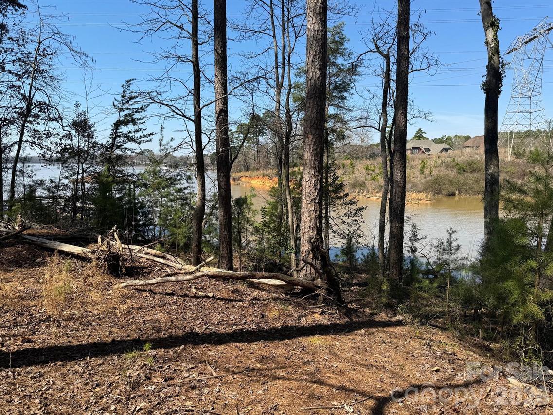 5140 Watermeade Ln., Belmont, NC 28012