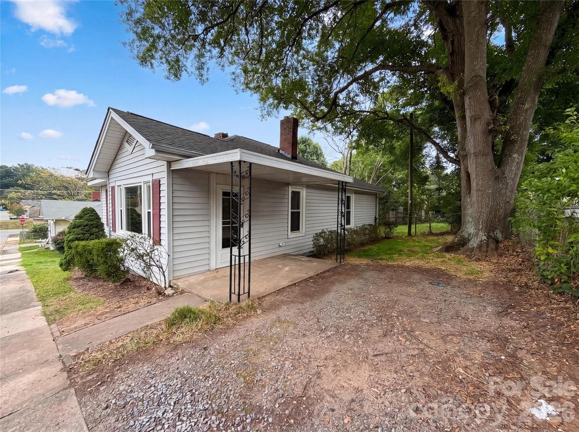 435 16th St., Cramerton, NC 28032