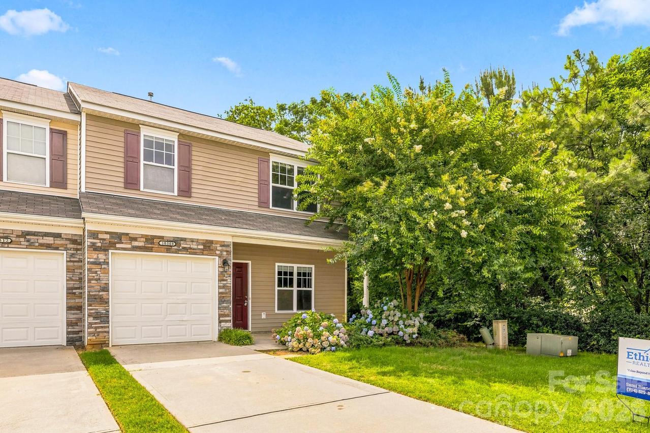 10308 Cloyne Ct., Charlotte, NC 28213