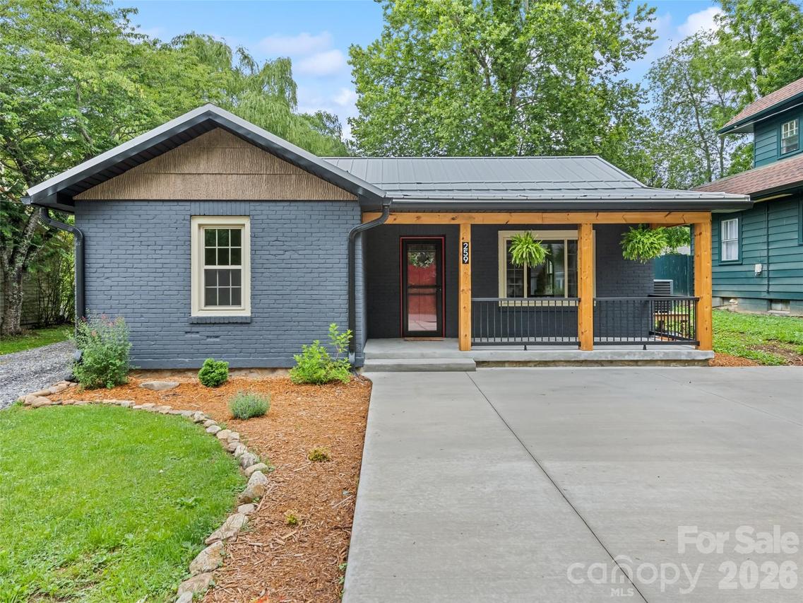 259 & 253 Richland St., Waynesville, NC 28786