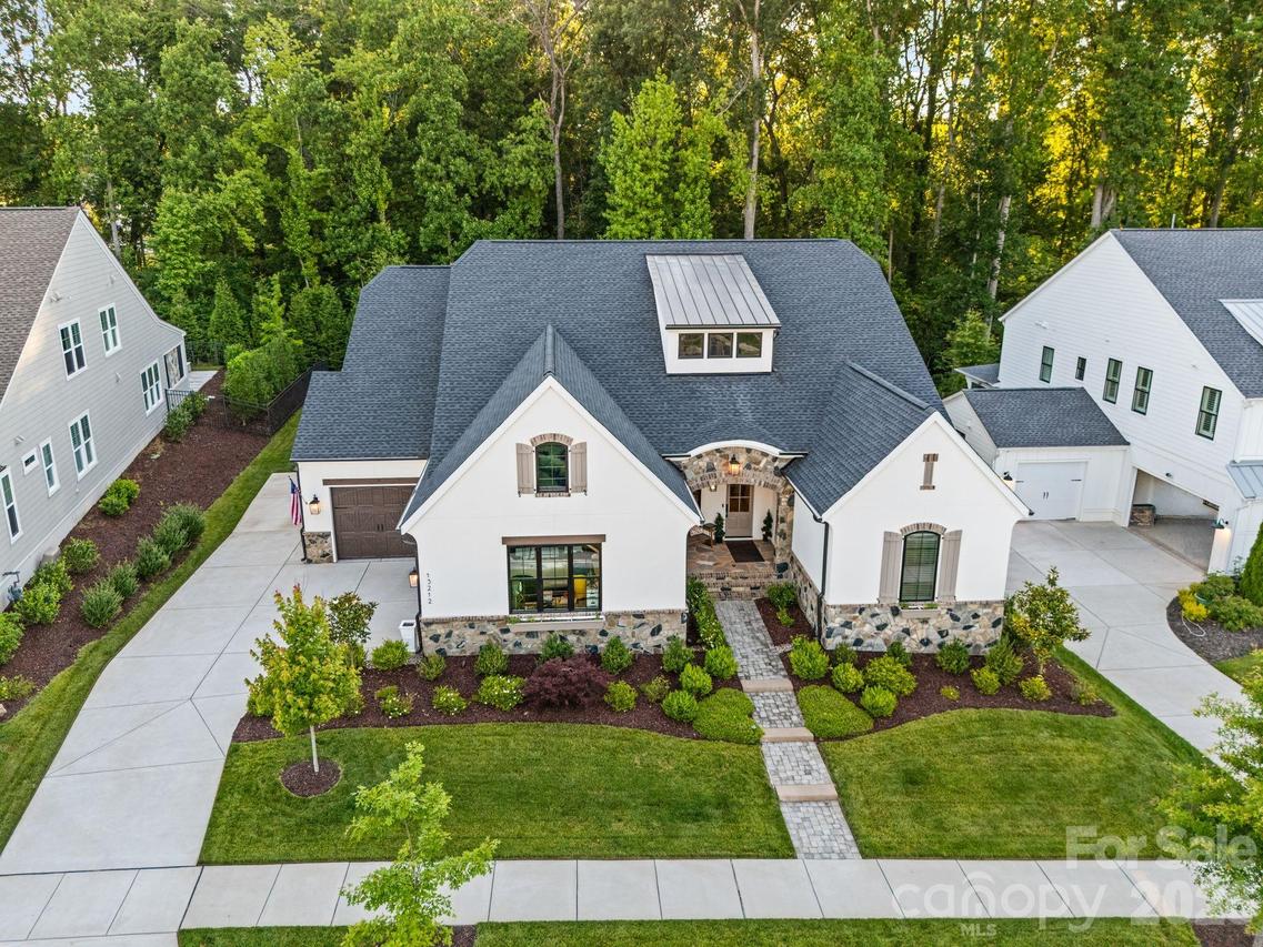 13212 Oak Farm Ln., Huntersville, NC 28078