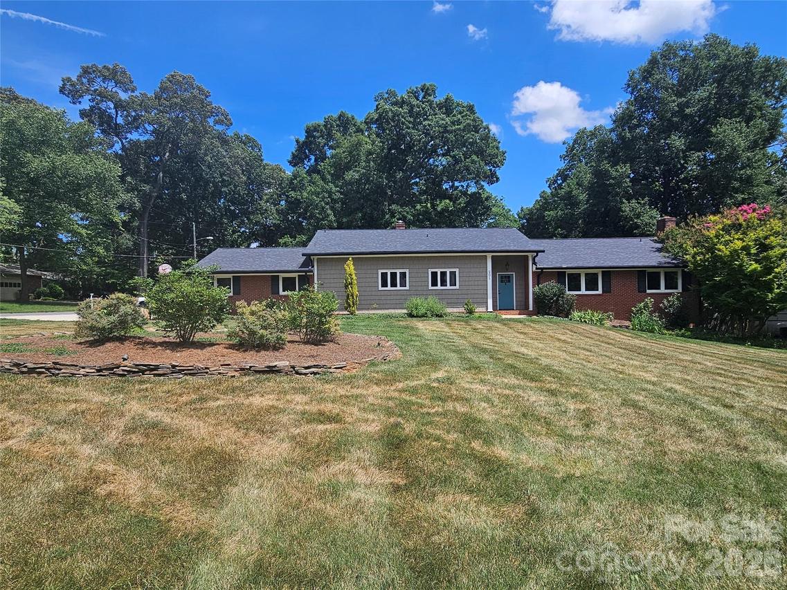 201 Country Club Cir., Shelby, NC 28150