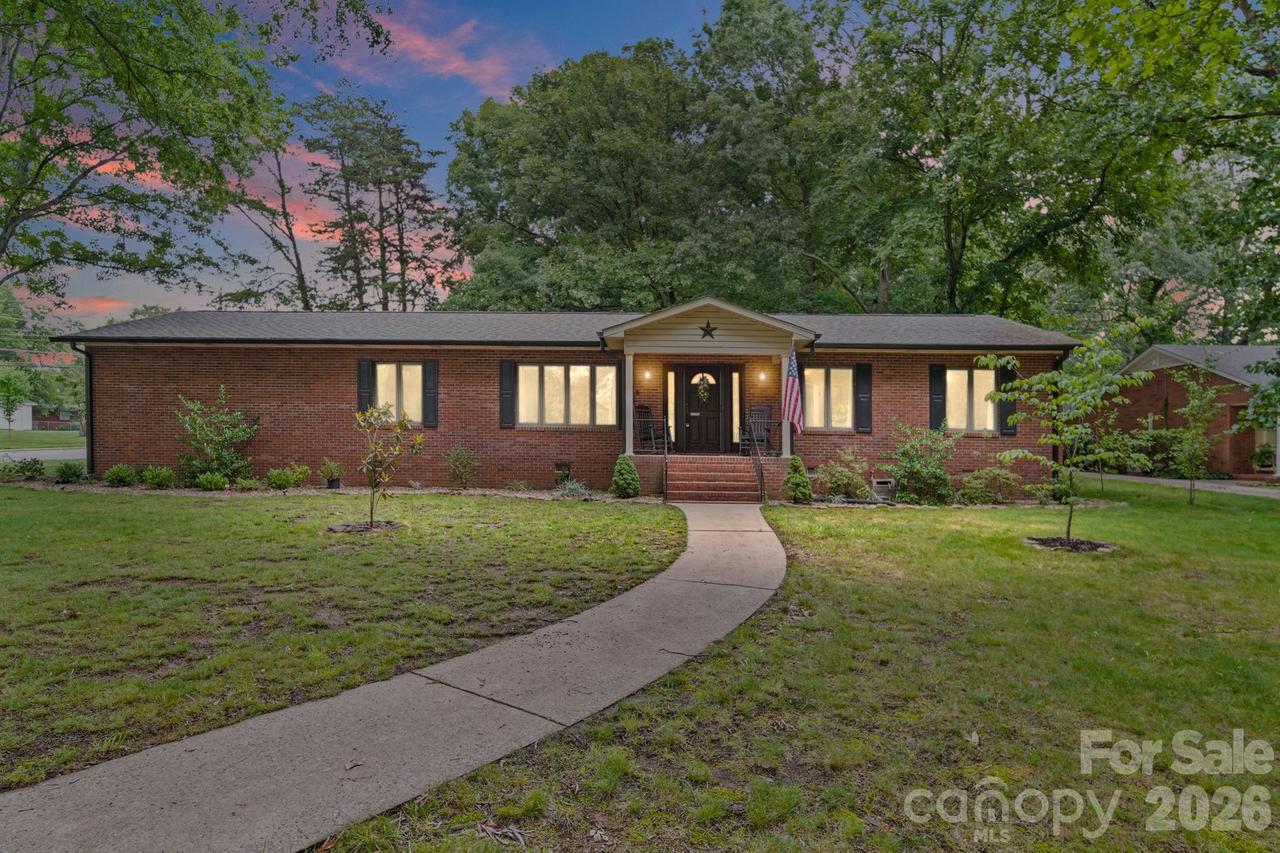 406 S Magnolia St., Mooresville, NC 28115