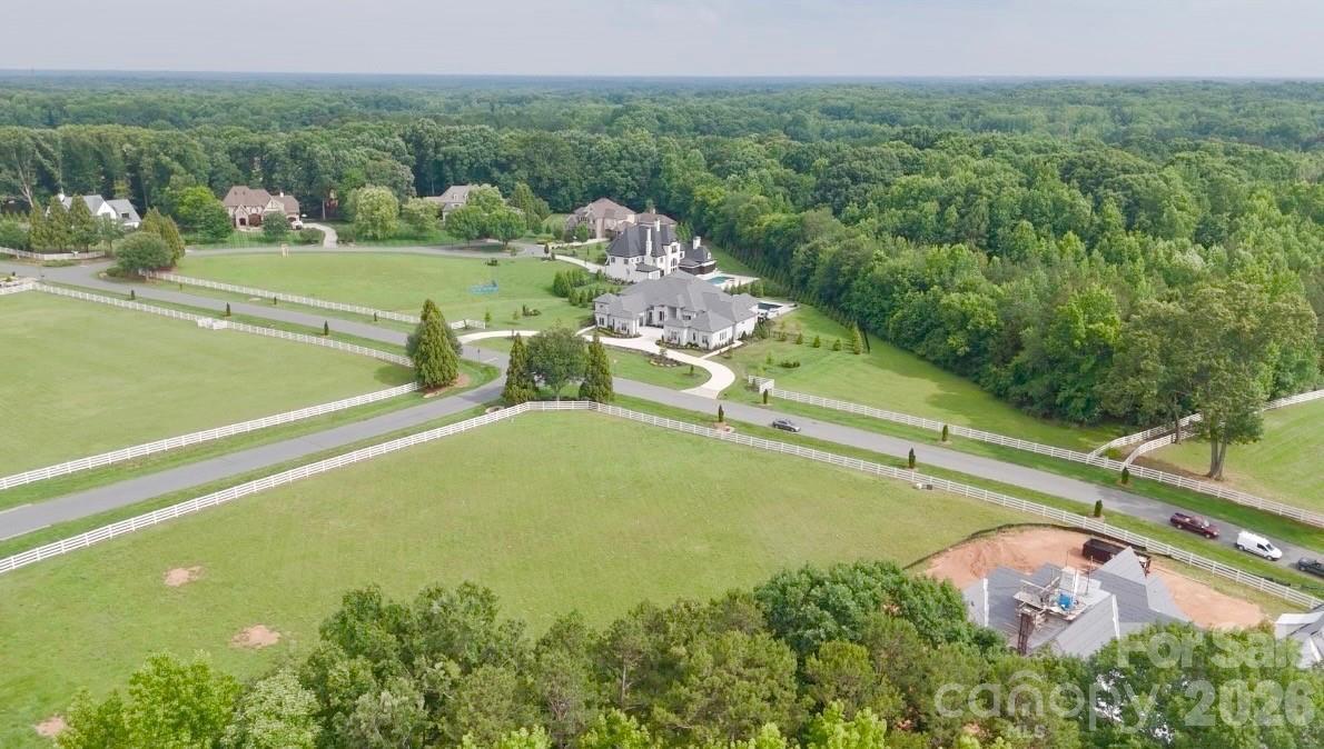6421 Joli Cheval Ln., Mint Hill, NC 28227