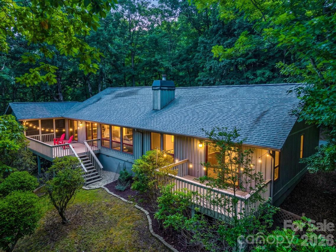 59 Agaliha Ln., Brevard, NC 28712