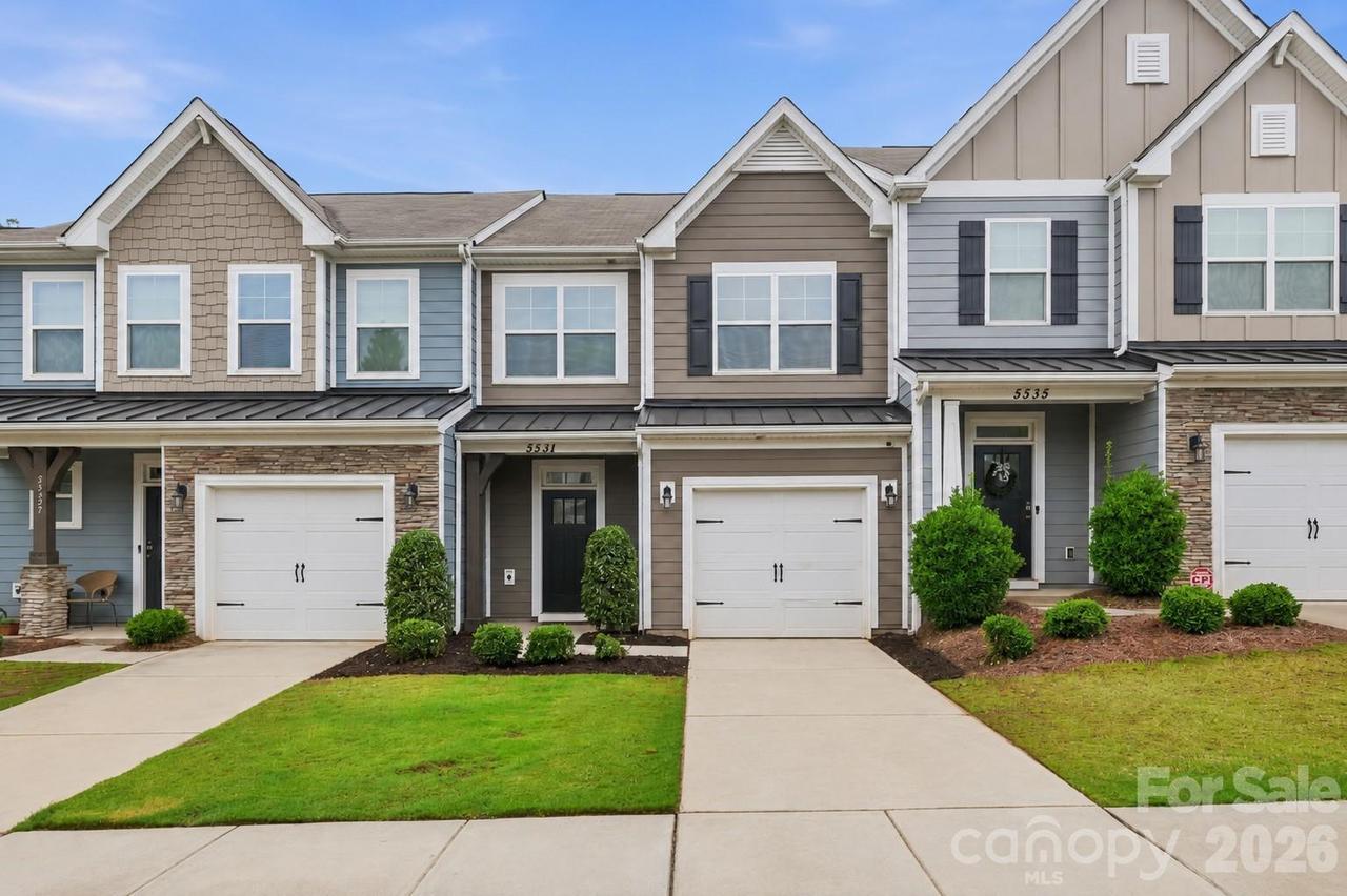 5531 Harris Cove Dr., Charlotte, NC 28269