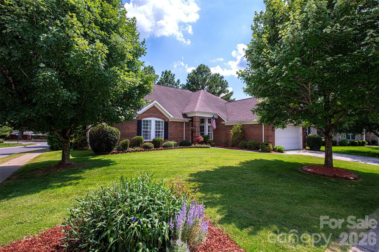 6103 Breckfield Ct., Charlotte, NC 28278