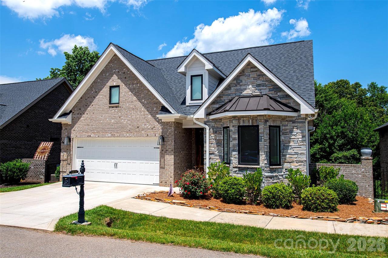 1414 Spring Ridge Ln., Denver, NC 28037