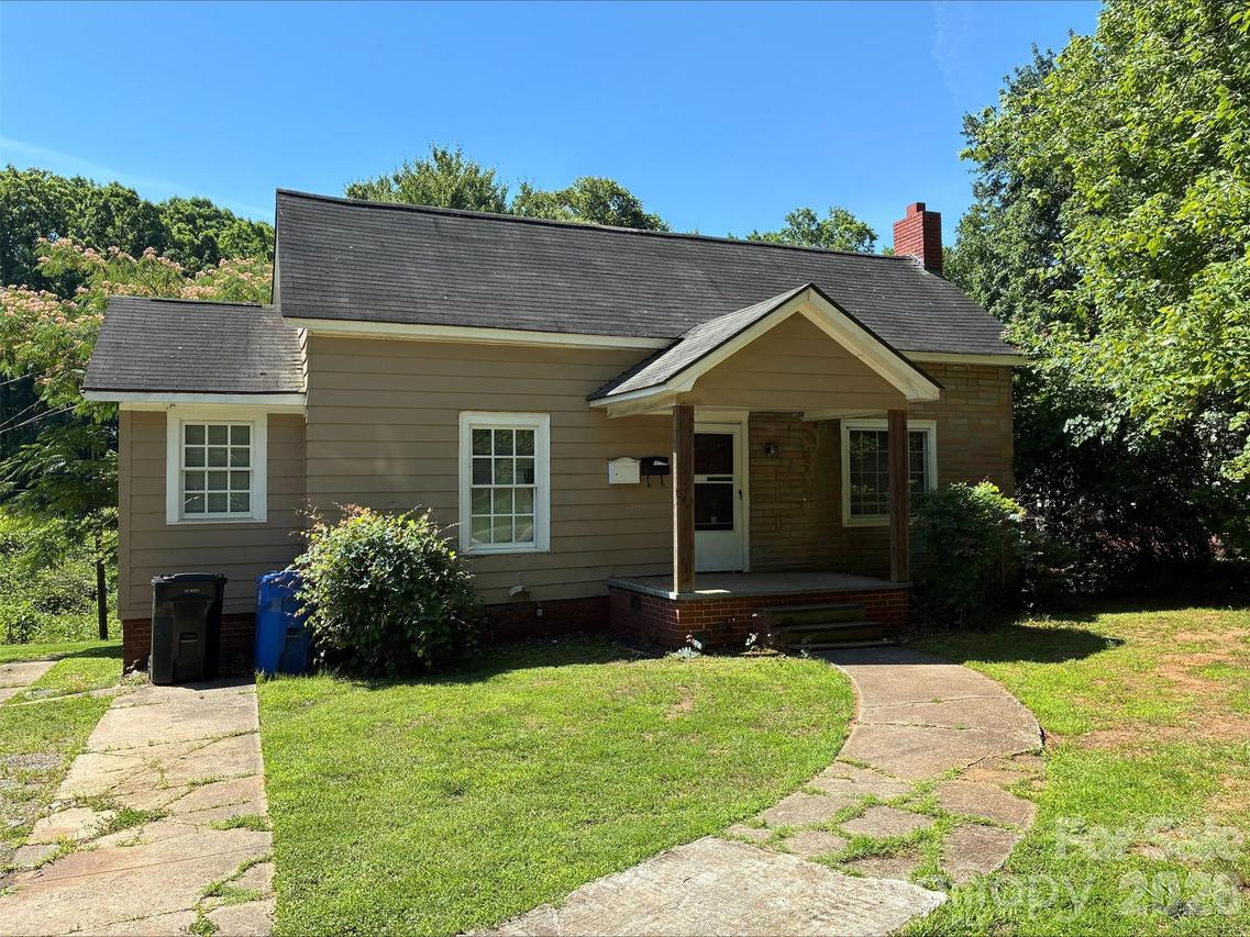 700 Smith St., Mooresville, NC 28115