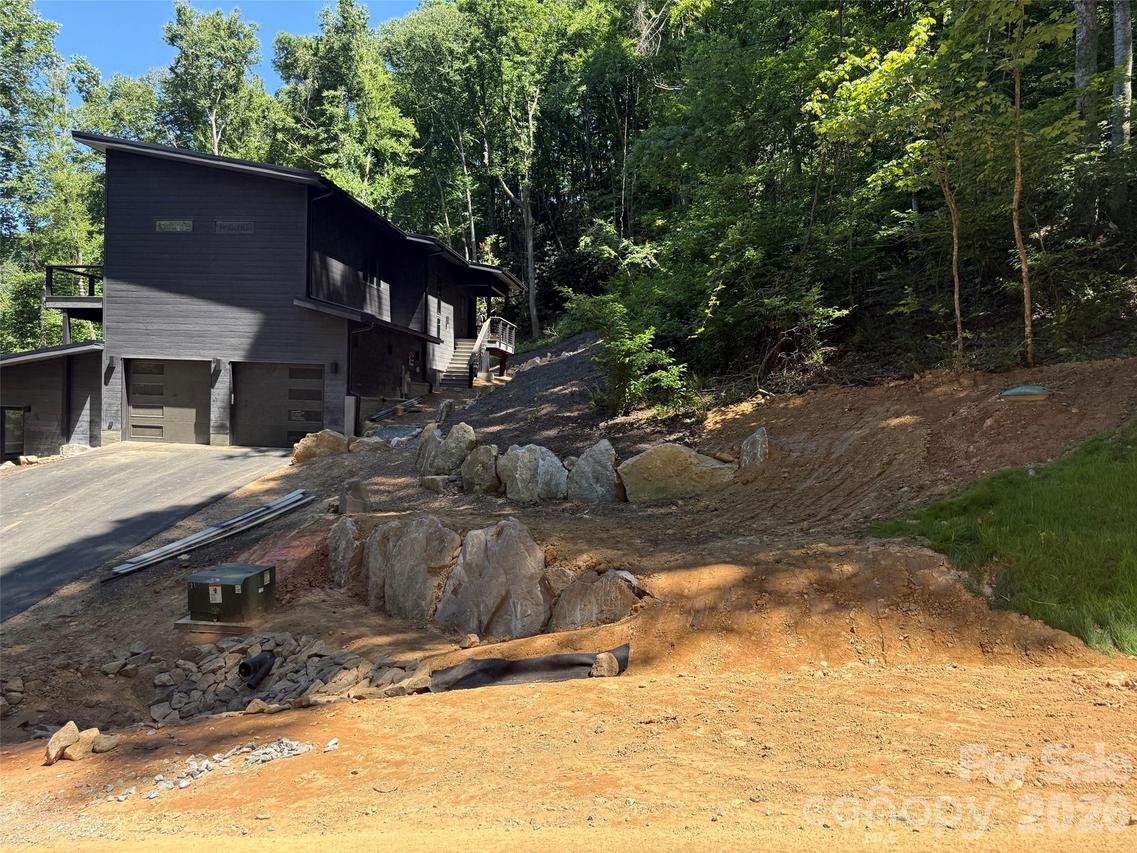 114 Running Deer Ln., Mars Hill, NC 28754