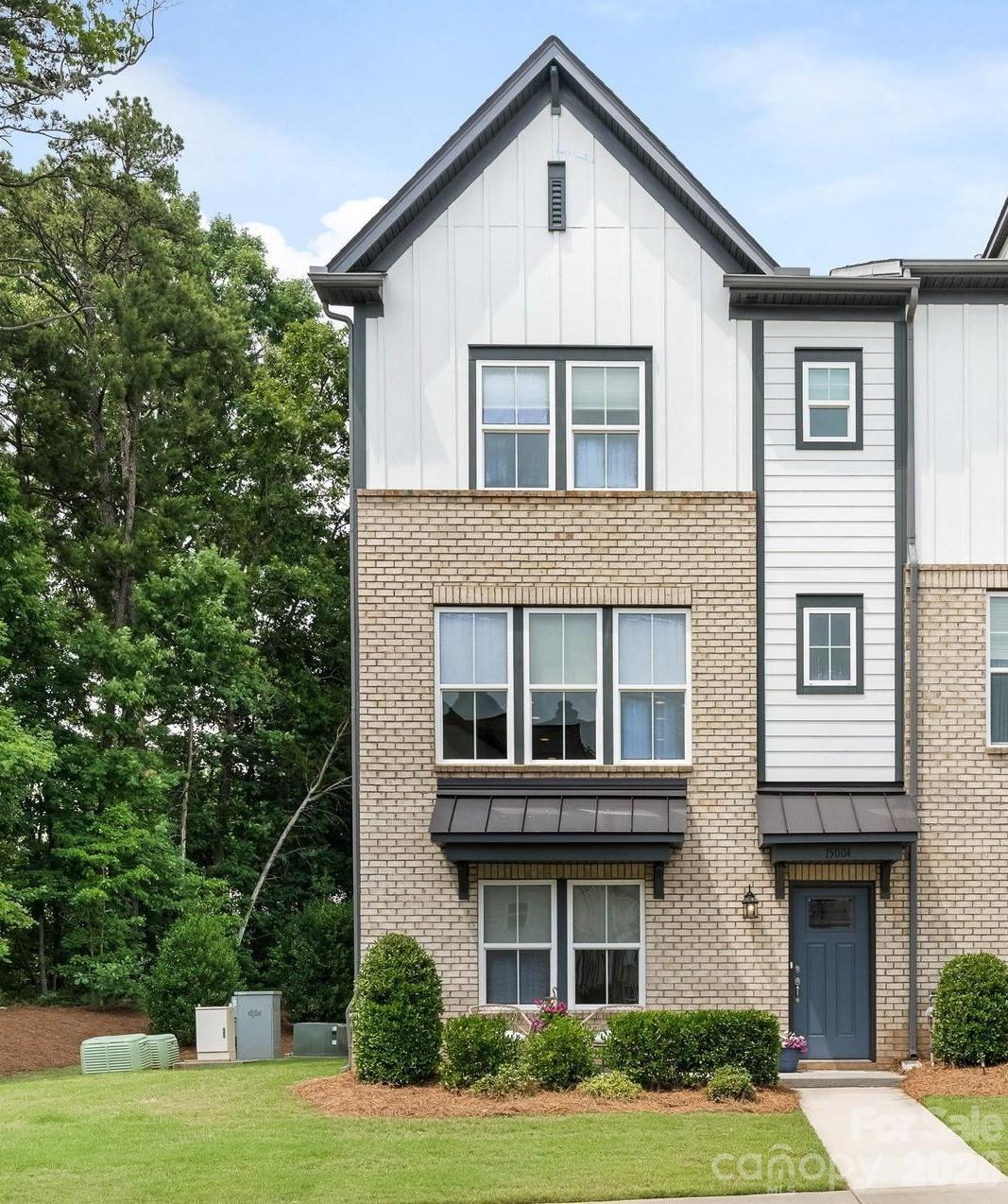 15004 Bayou Dr., Charlotte, NC 28277