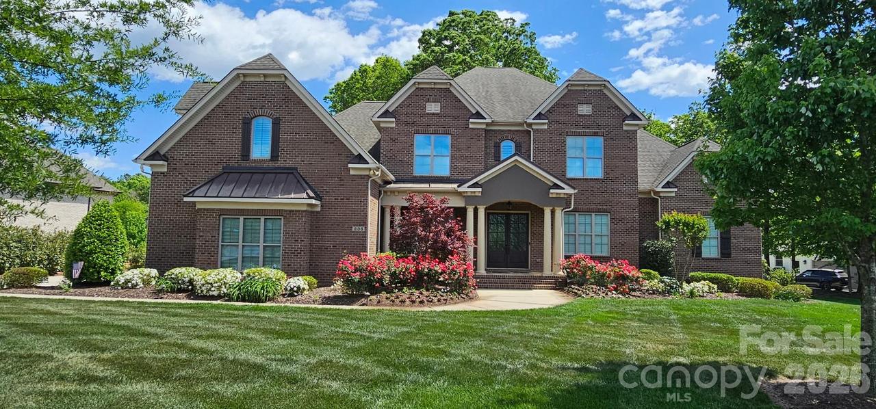 236 Wheatberry Hill Dr., Matthews, NC 28104