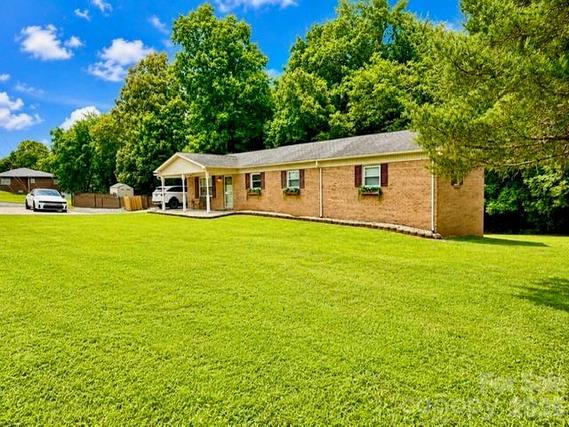 New Homes For Sale This Week That Attend South Caldwell High: June 19th to June 25th