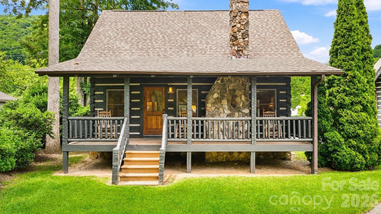 18 Rachels Cir., Maggie Valley, NC 28751