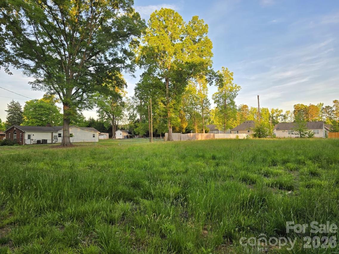 9916 Ellisway Rd., Charlotte, NC 28216