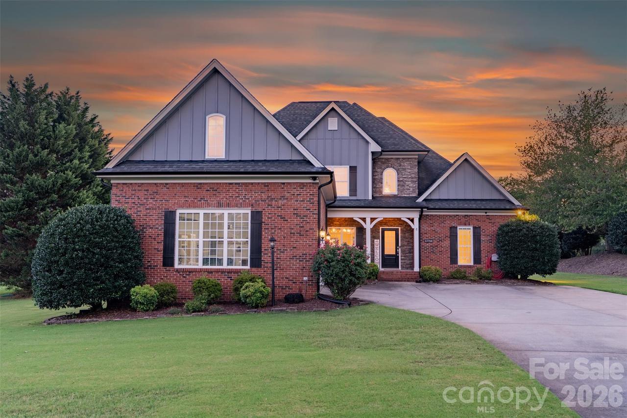 13708 Thompson Place Dr., Mint Hill, NC 28227