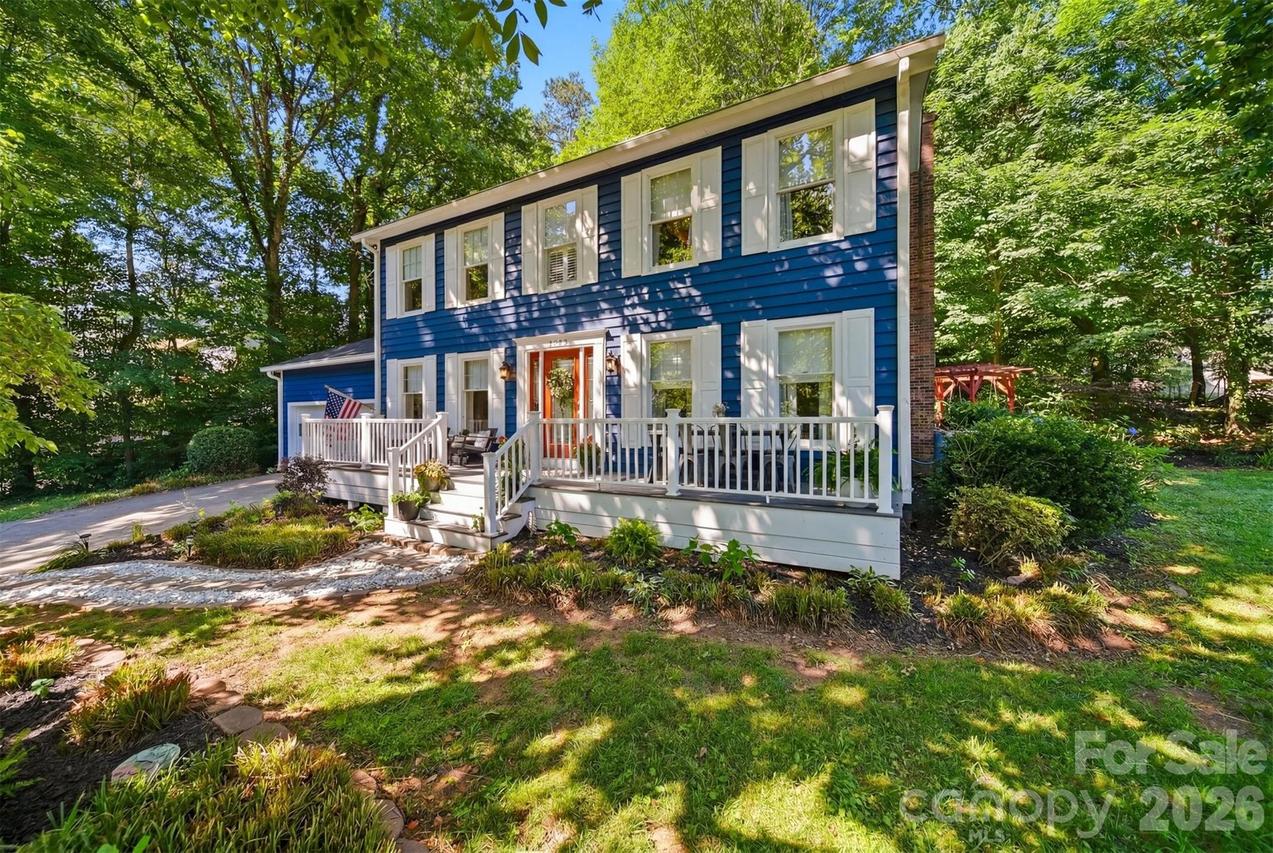 6089 Northlake Dr., Hickory, NC 28601