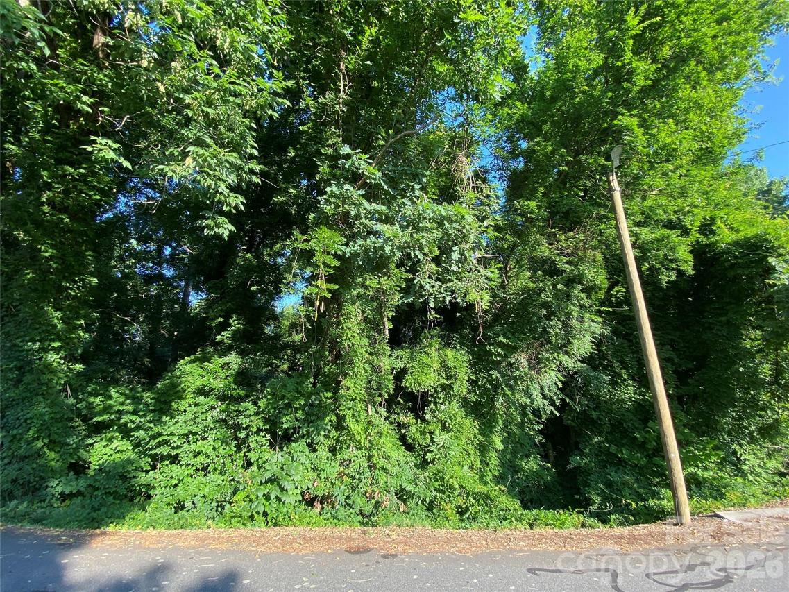 142 Paddington Dr., Concord, NC 28025