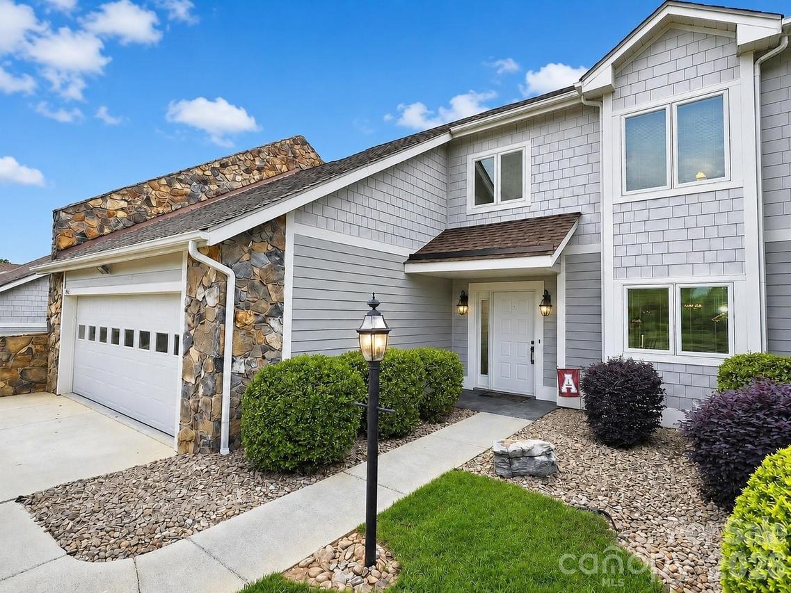 3675 Rock Bridge Dr., Conover, NC 28613