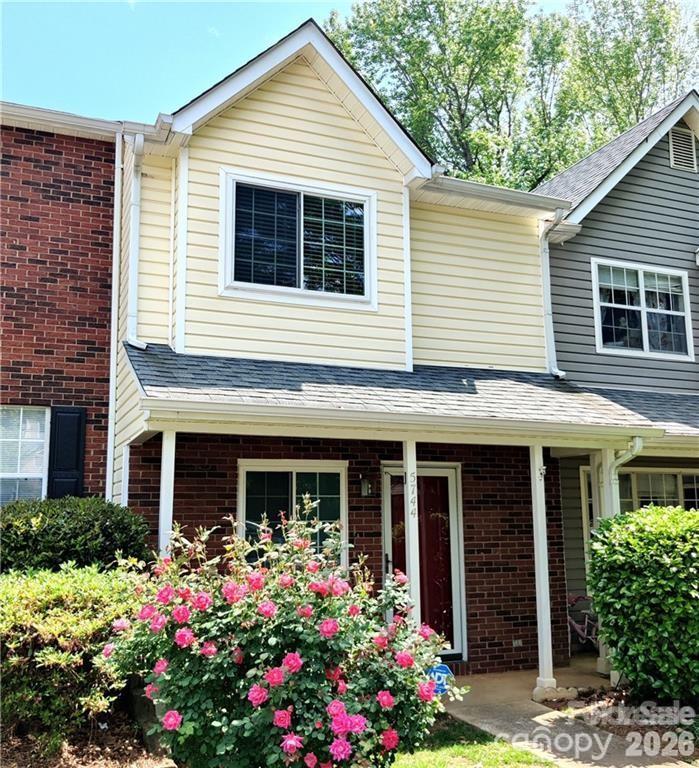 5744 Prescott Ct., Charlotte, NC 28269