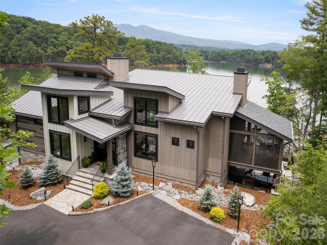 425 Dockside Dr., Nebo, NC 28761