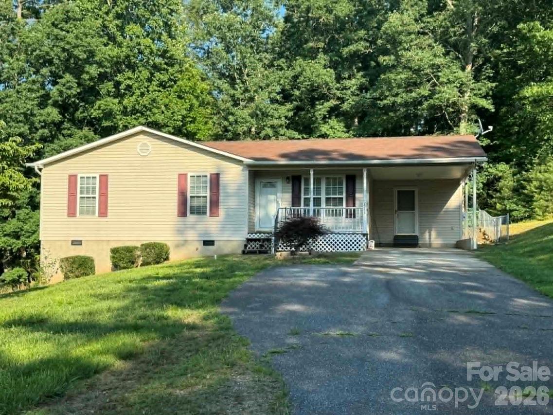 2588 Knight Dr., Lenoir, NC 28645
