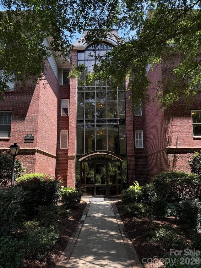785 Magnolia Ave., Charlotte, NC 28203