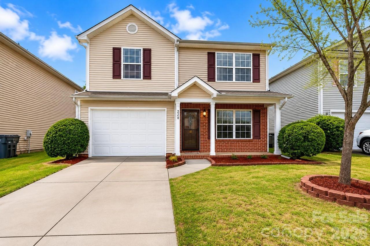 220 Hunslet Cir., Charlotte, NC 28206