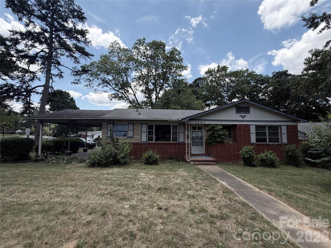 1201 Clanton Rd., Charlotte, NC 28217