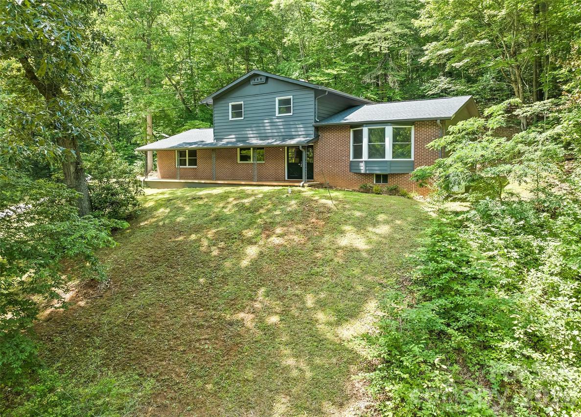 1296 N Country Club Dr., Cullowhee, NC 28723