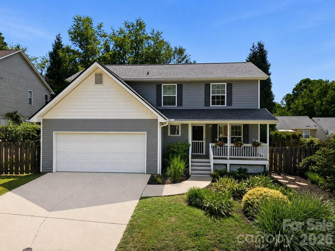 14 Grove Garden Ave., Candler, NC 28715