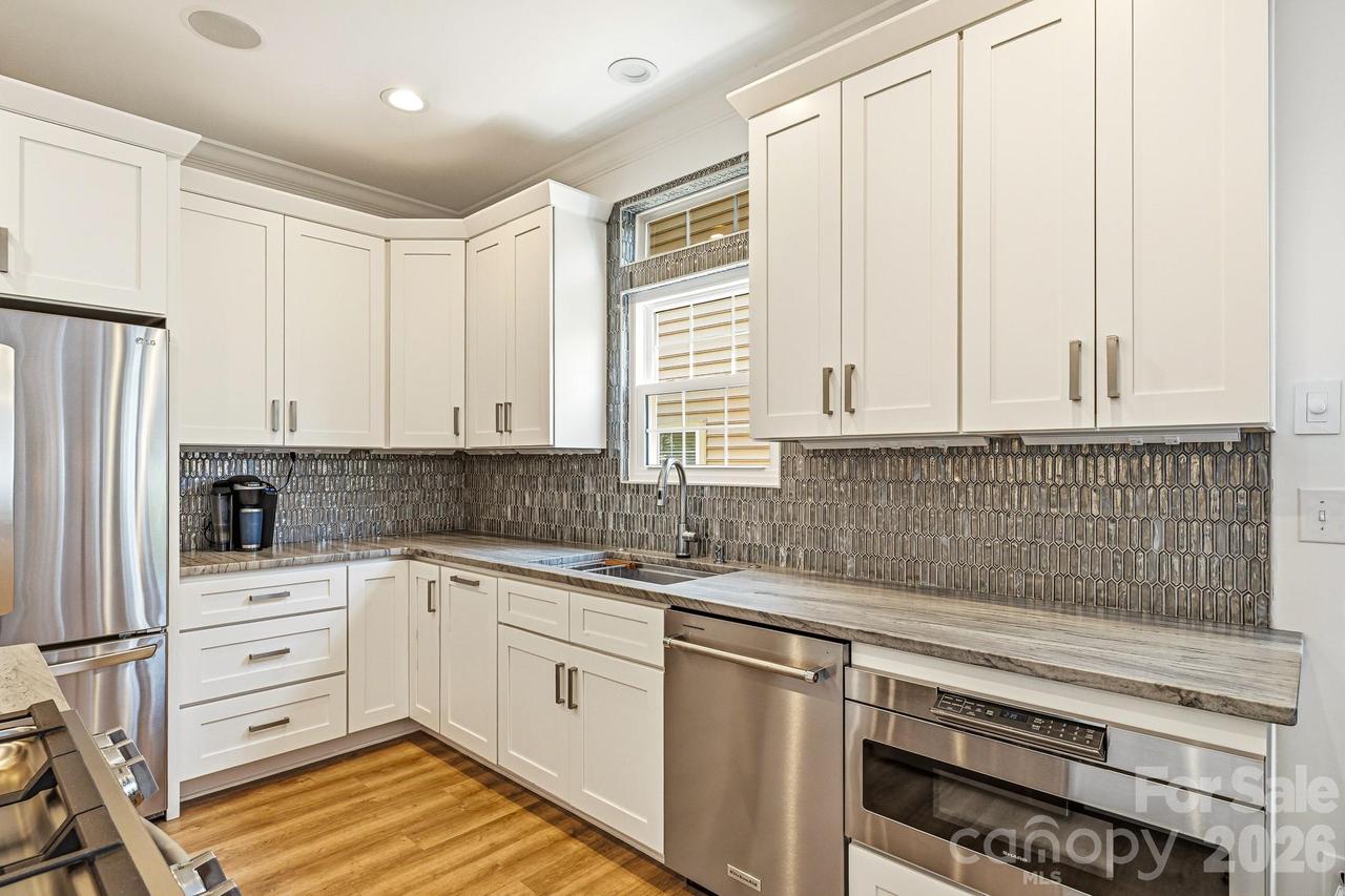 8335 Viewpoint Ln., Cornelius, NC 28031