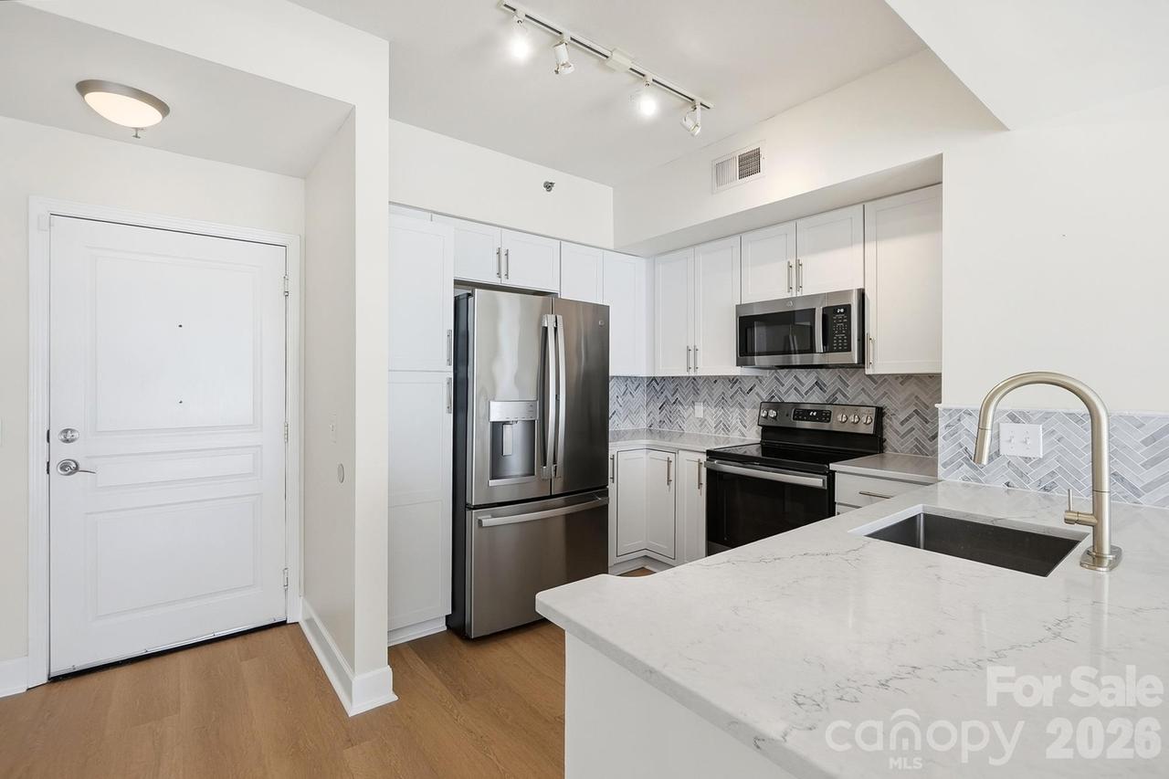 1315 East Blvd. #411, Charlotte, NC 28203