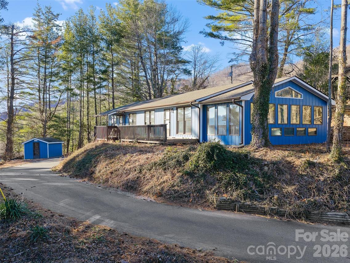 139 Church St., Burnsville, NC 28714