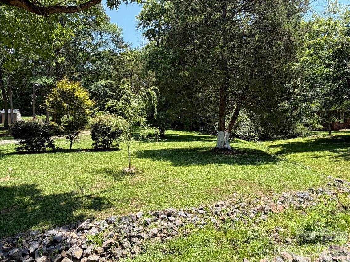 7322 Alamance Dr., Charlotte, NC 28227