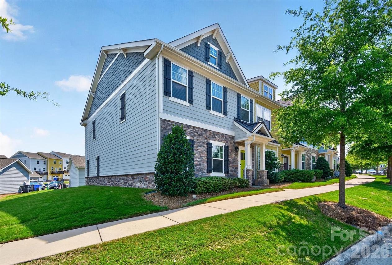 15116 Meacham Farm Dr., Huntersville, NC 28078