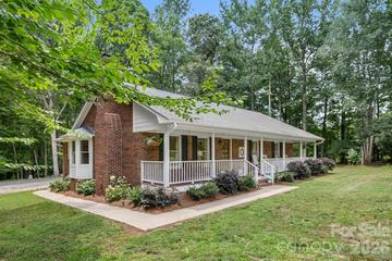 Homes Just Sold That Attend Western Union Elementary: August 25th to August 31st