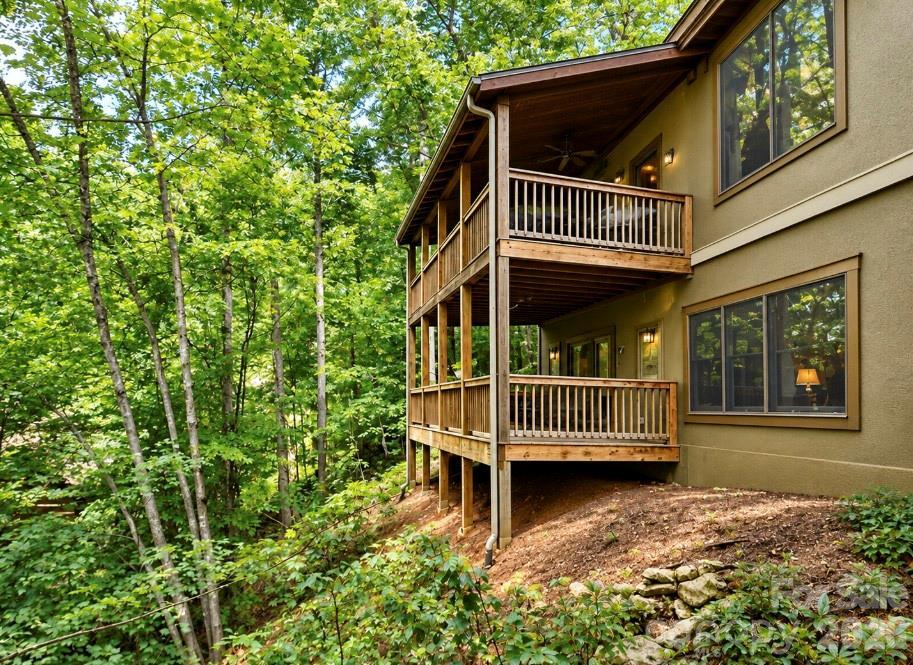 47 Falls Crossing Rd., Burnsville, NC 28714