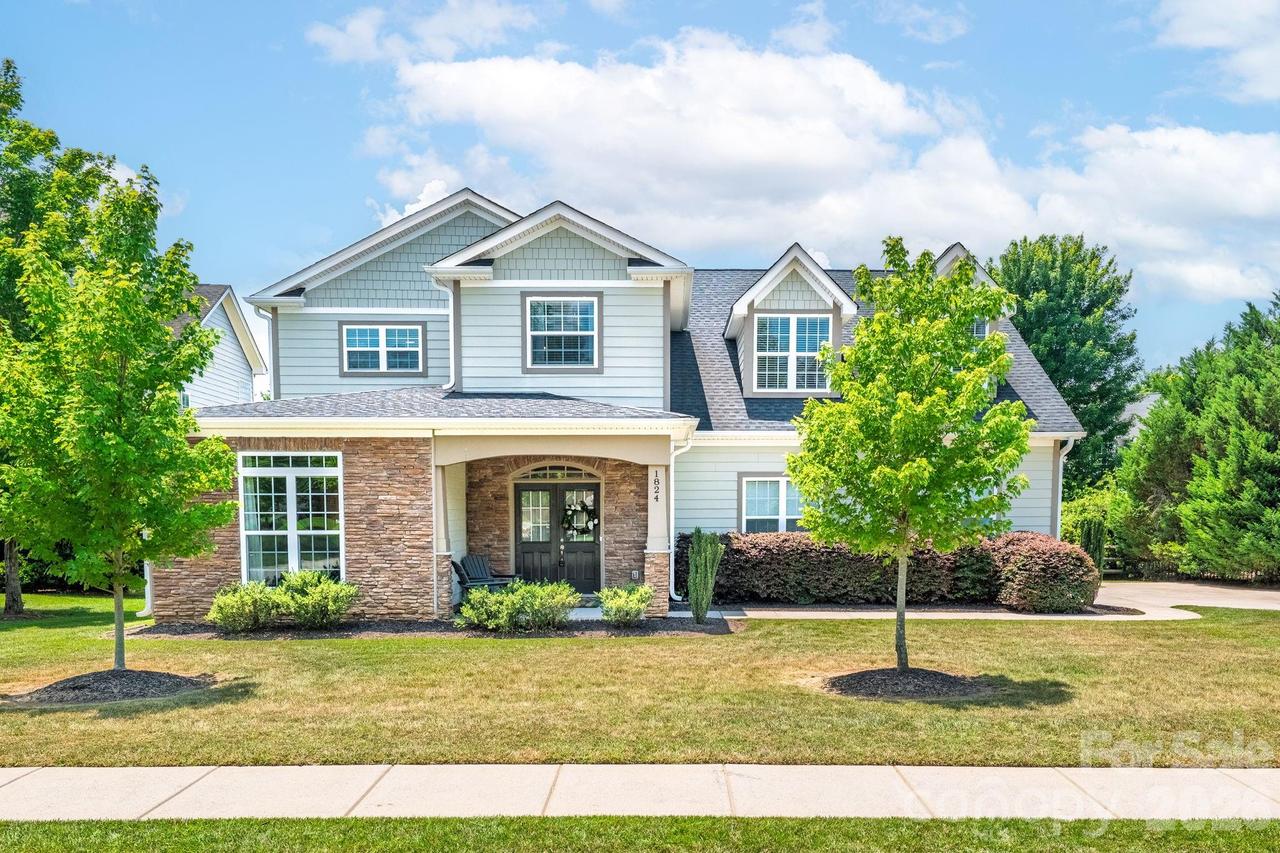 1824 Laveta Rd., Charlotte, NC 28269