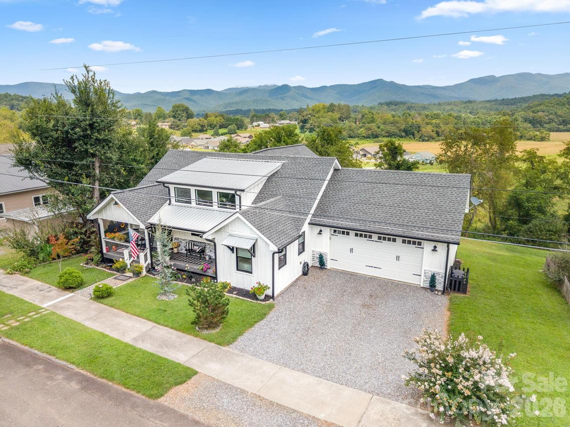 101 Mill St., Hayesville, NC 28904