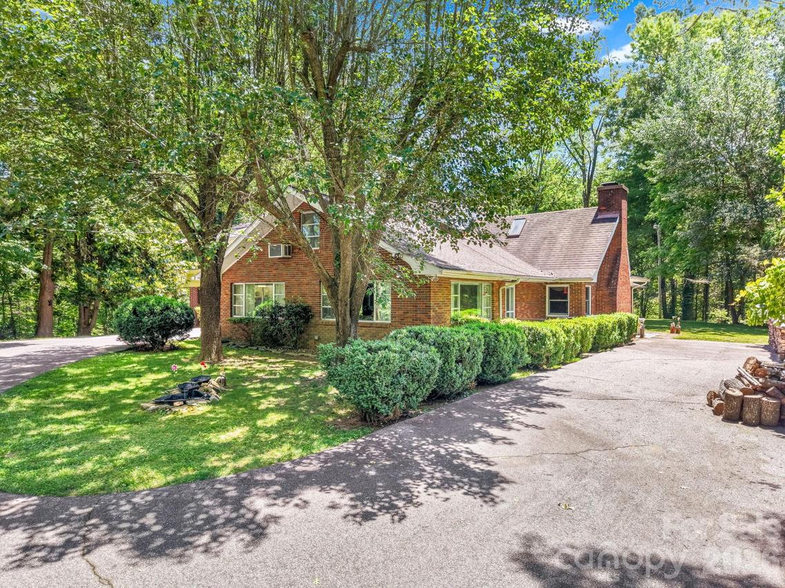 3324 Hwy 28 Rd., Bryson City, NC 28713