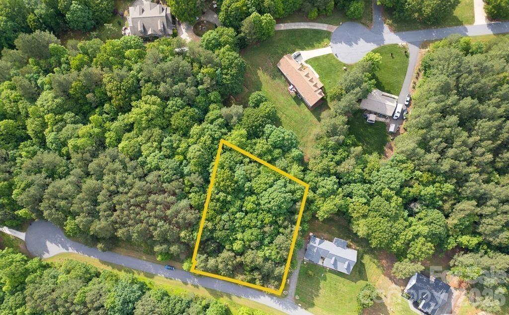 136 Oak Point Ln. #36, Stony Point, NC 28678