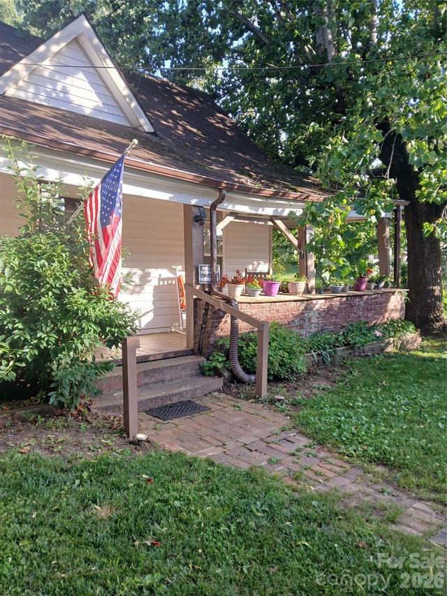 344 W Haywood St., Asheville, NC 28801