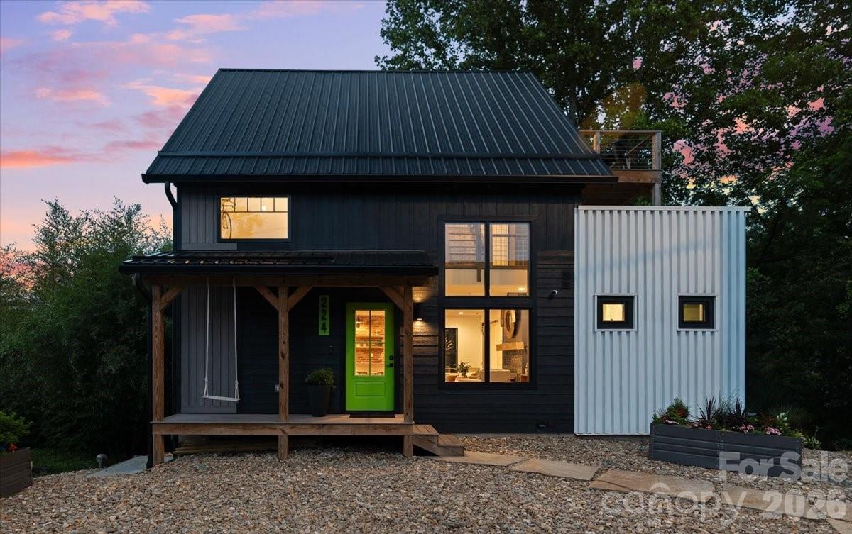 224 Rosenwald Ln., Brevard, NC 28712