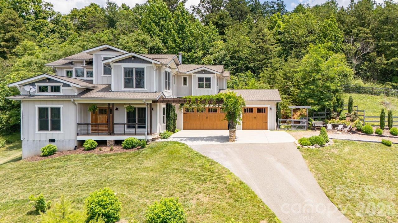 45 Barebridge Hills Dr., Asheville, NC 28804