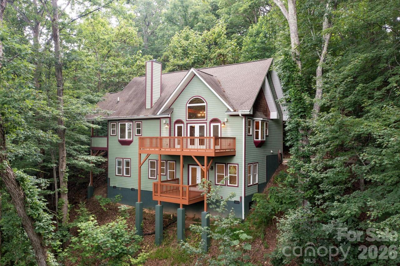 72 Wildflower Mountain Tr., Candler, NC 28715