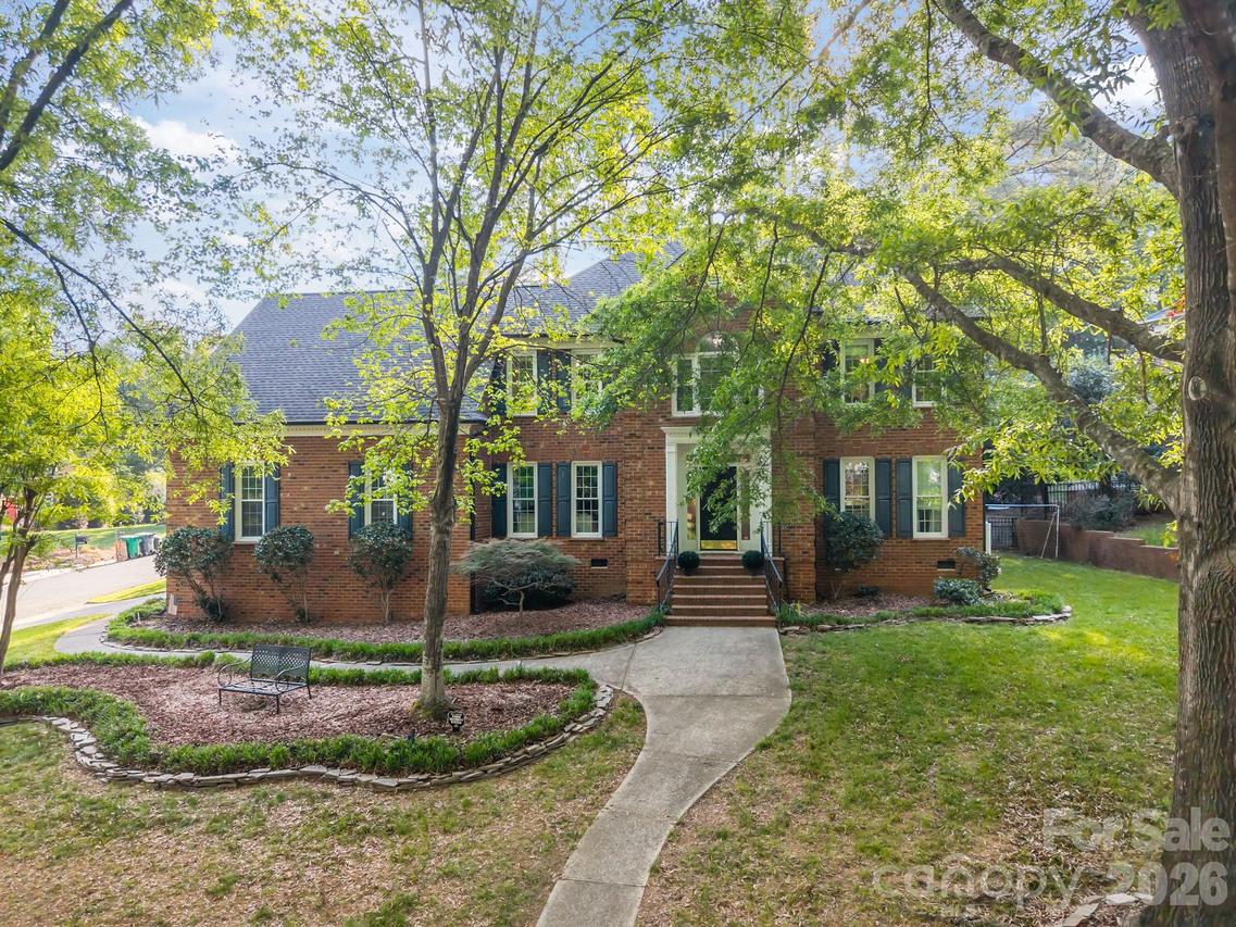10317 Hollybrook Dr., Charlotte, NC 28277